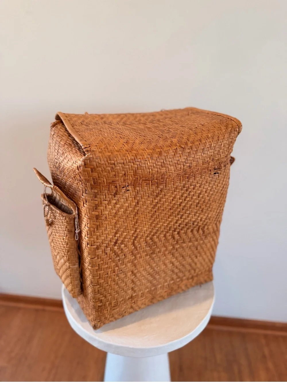VINTAGE PASIKING HANDCRAFTED WOVEN RATTAN/BAMBOO BACKPACK PRIMITIVE